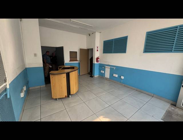 375M² WAREHOUSE TO LET IN PRETORIA WEST